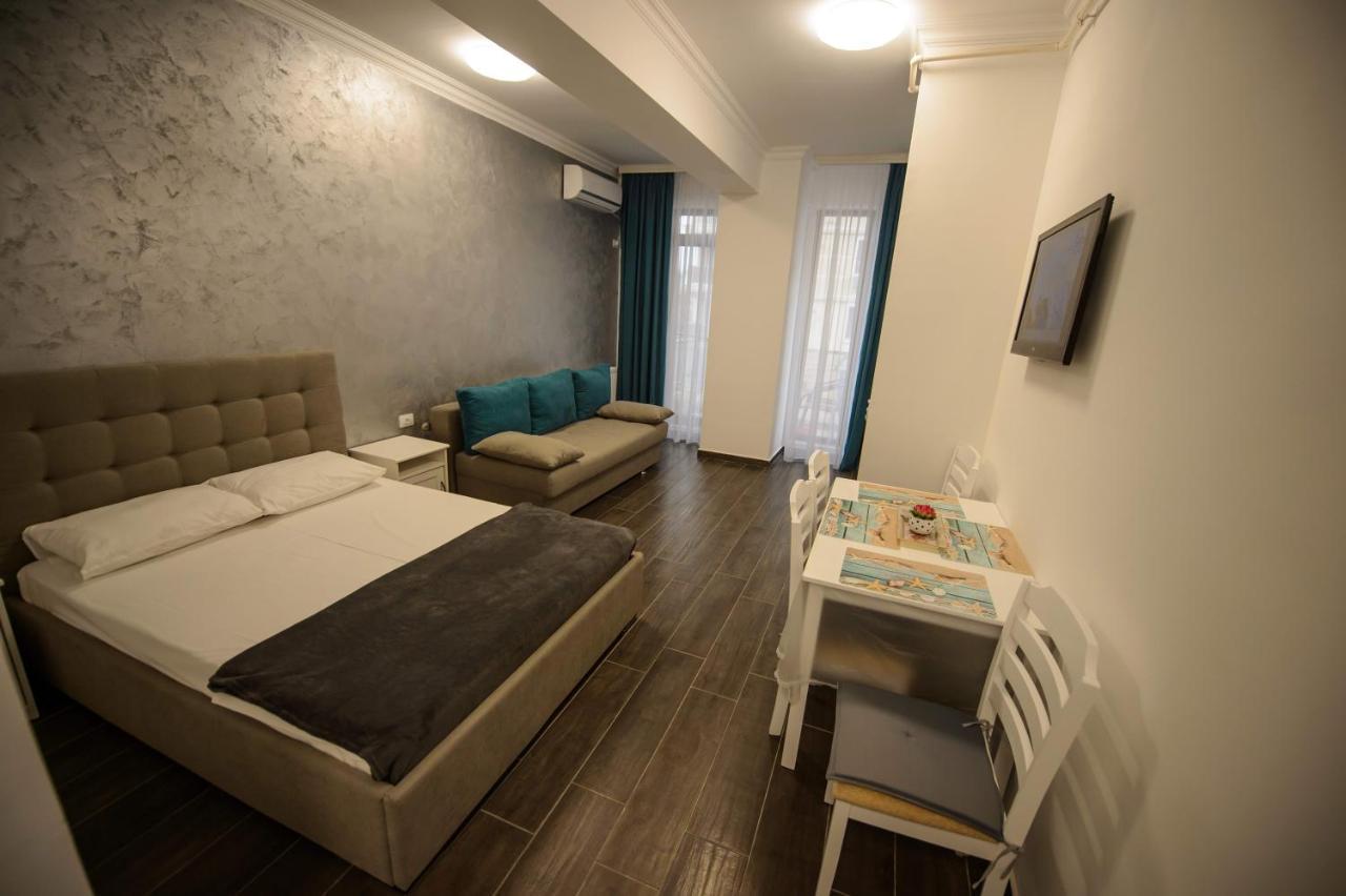 Solid Residence Mamaia Exterior photo