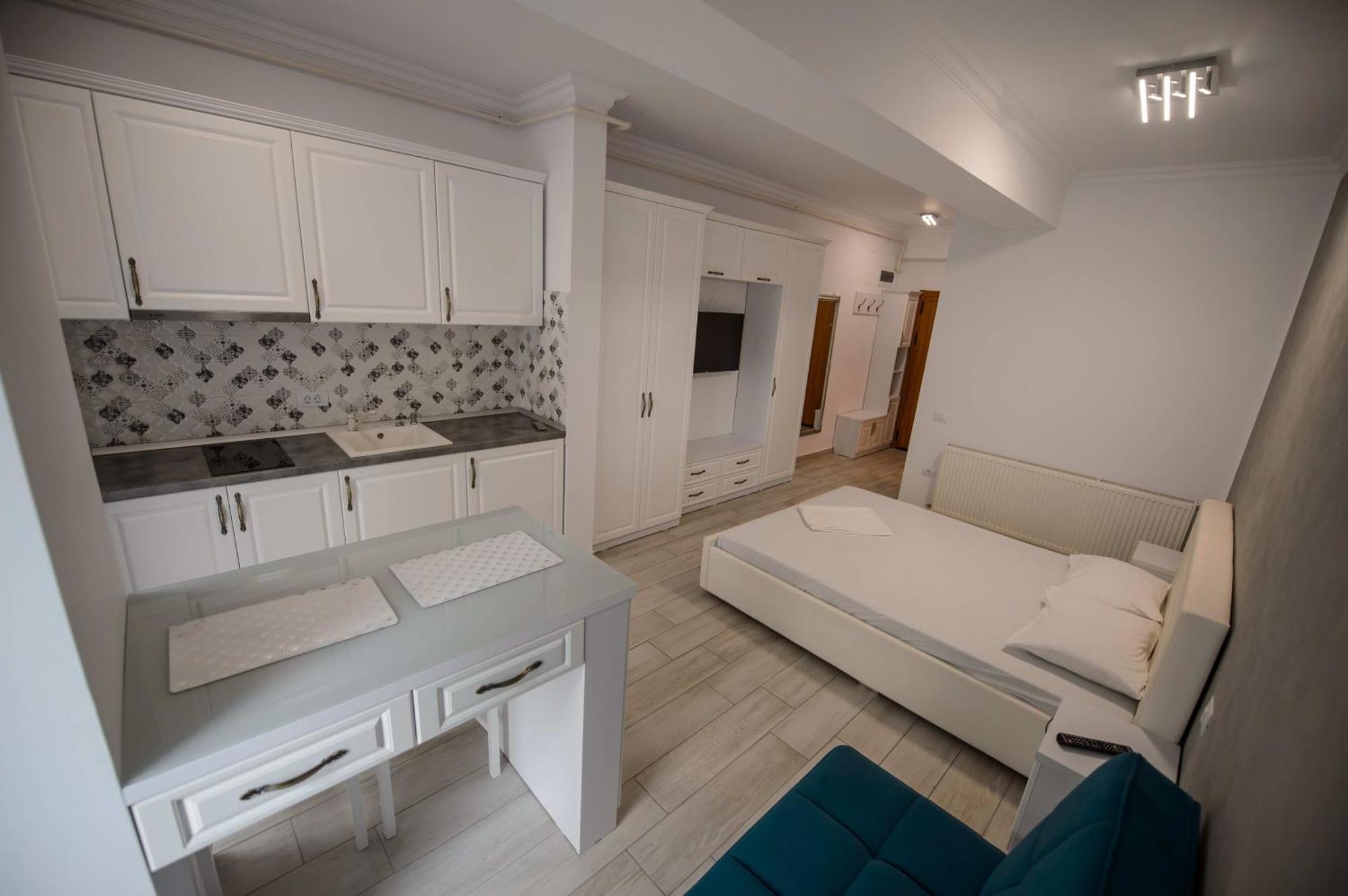 Solid Residence Mamaia Exterior photo